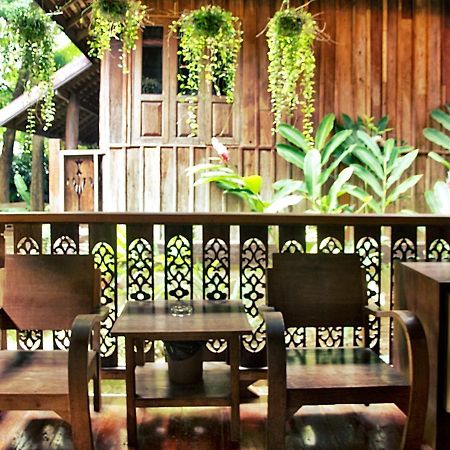 Tanita House Bed & Breakfast Chiang Mai Bagian luar foto