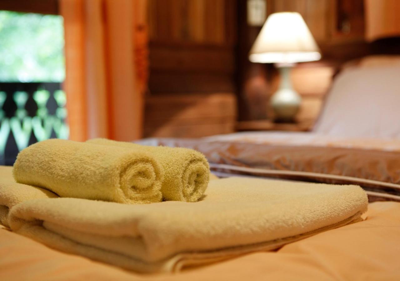 Tanita House Bed & Breakfast Chiang Mai Bagian luar foto